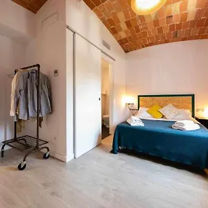 Gasthof Newly Renovated W Pool & Bikeparking, Gerona